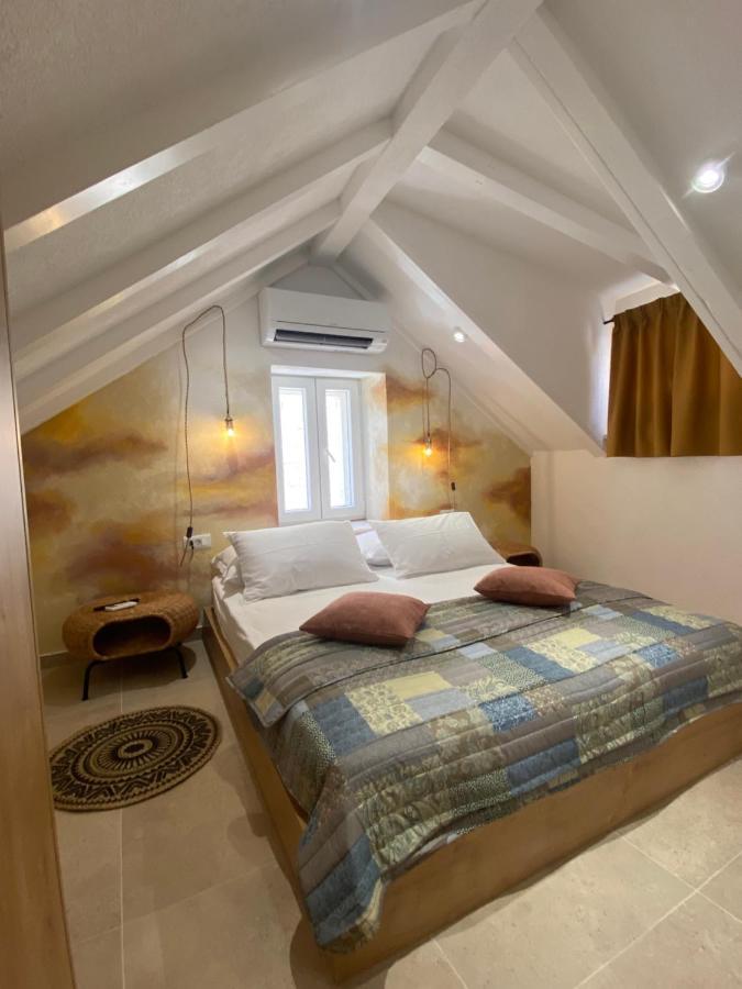House Malena - Rooms Vis Dış mekan fotoğraf