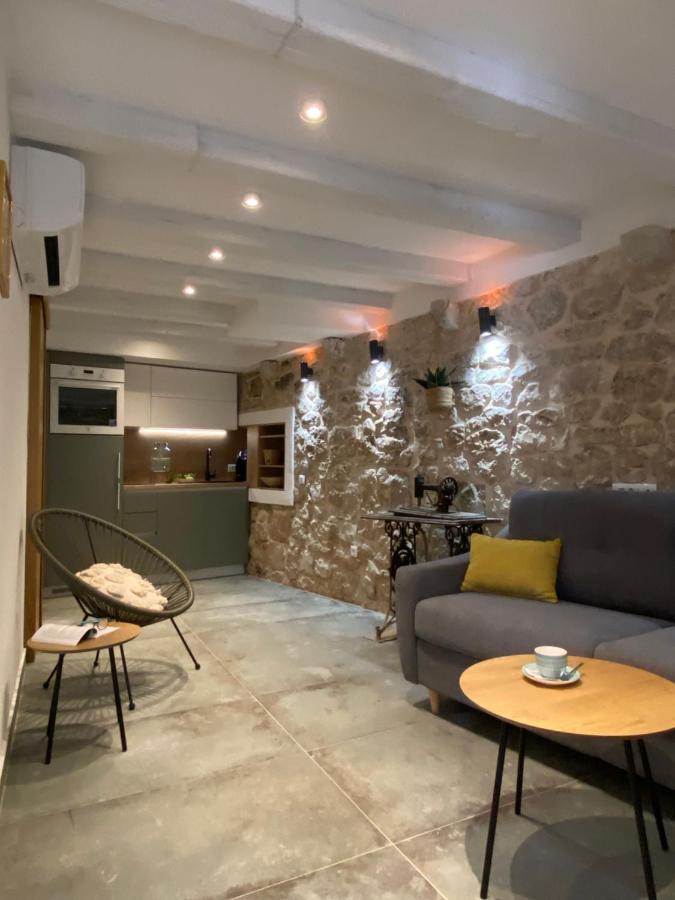 House Malena - Rooms Vis Dış mekan fotoğraf