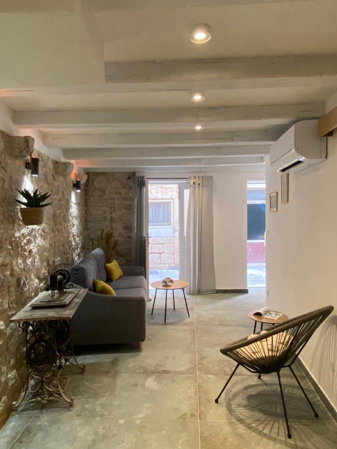 House Malena - Rooms Vis Dış mekan fotoğraf